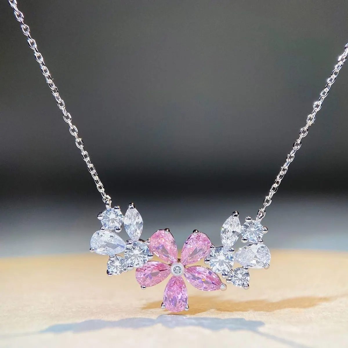 925 Sterling Silver Zircon Flower Necklace